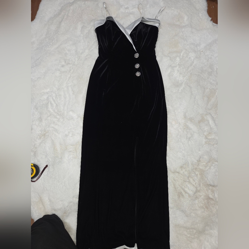 Betsy & Adam Black Evening Dress with Silver Zipper Detail